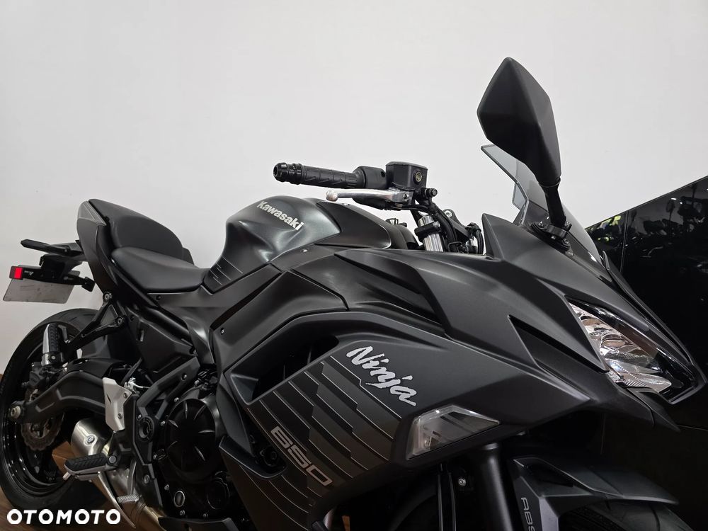 Kawasaki Ninja - 32