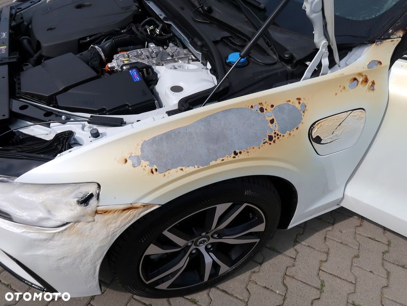 Volvo V60 T6 AWD Plug-In Hybrid Plus Dark - 35