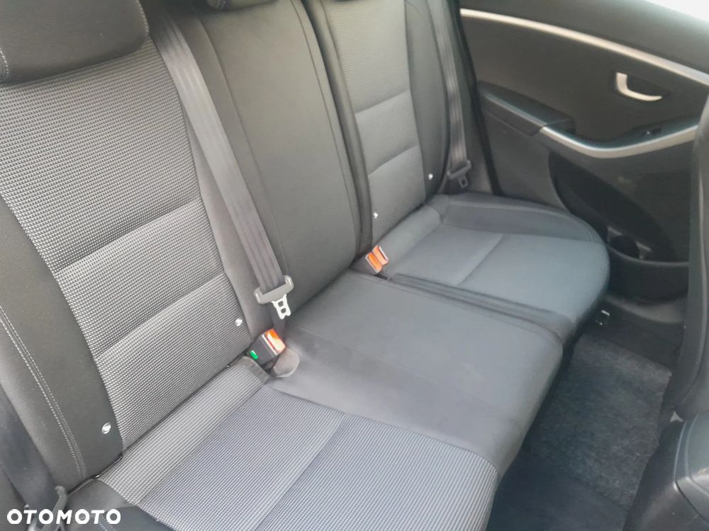 Hyundai i30 1.6 CRDI Trend - 20