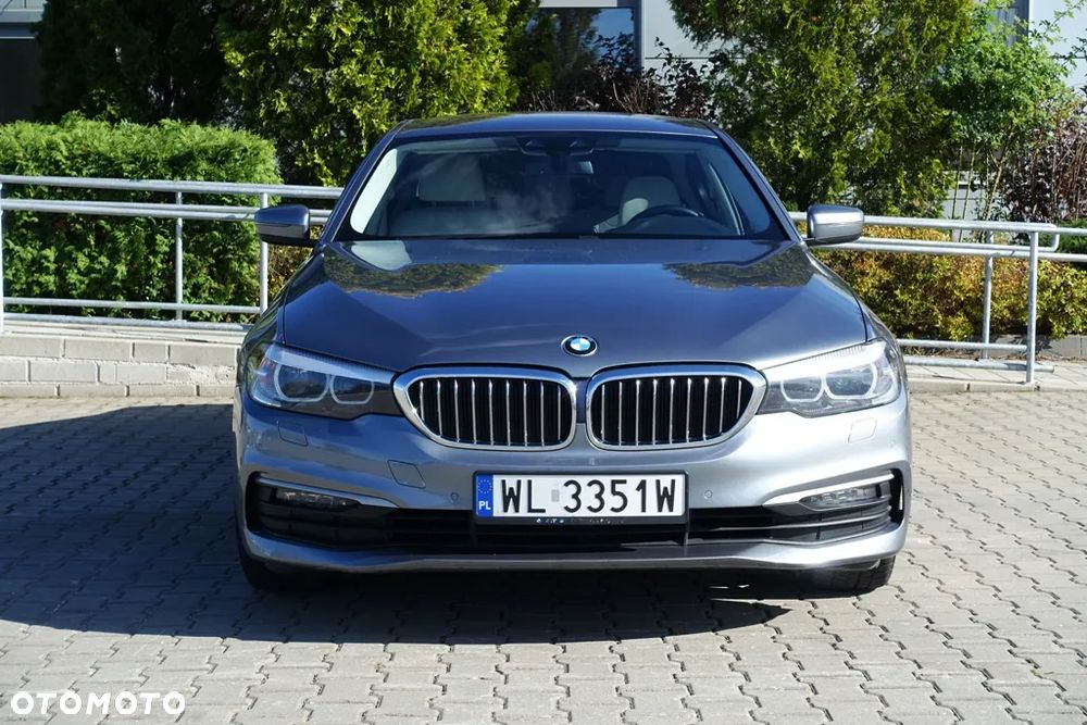 BMW Seria 5 520i GPF - 7