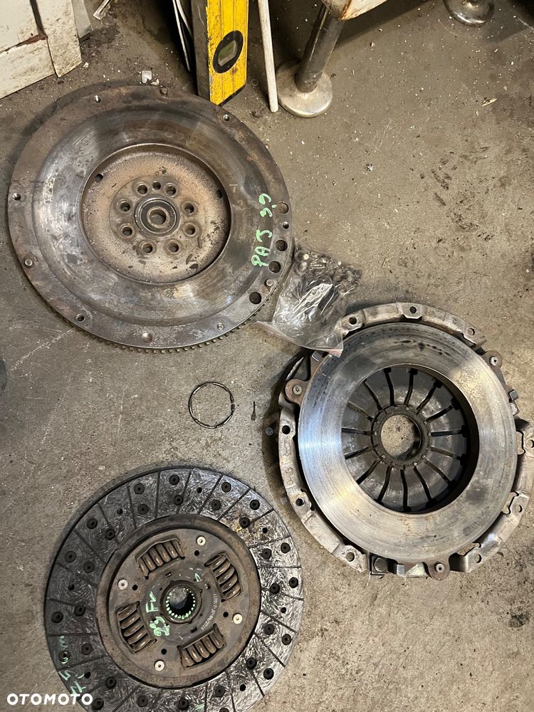 Sprzęgło kompletne Mitsubishi pajero 2 3.5 benzyna - 1