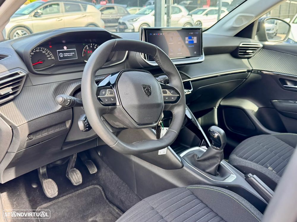 Peugeot 208 1.2 PureTech Active Pack - 8