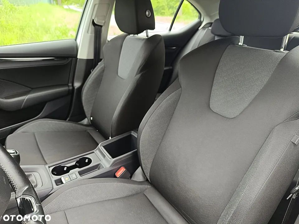 Skoda Octavia 1.0 TSI Active - 24