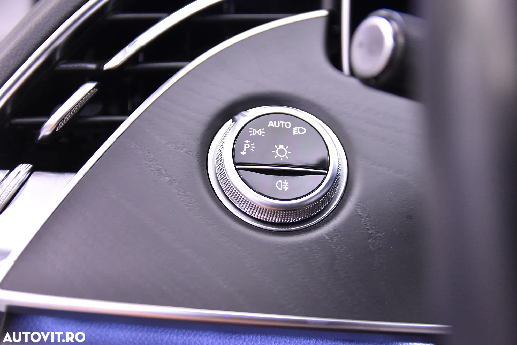Mercedes-Benz E 220 d 9G-TRONIC - 16