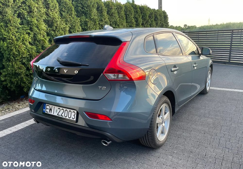 Volvo V40 T2 Momentum - 6