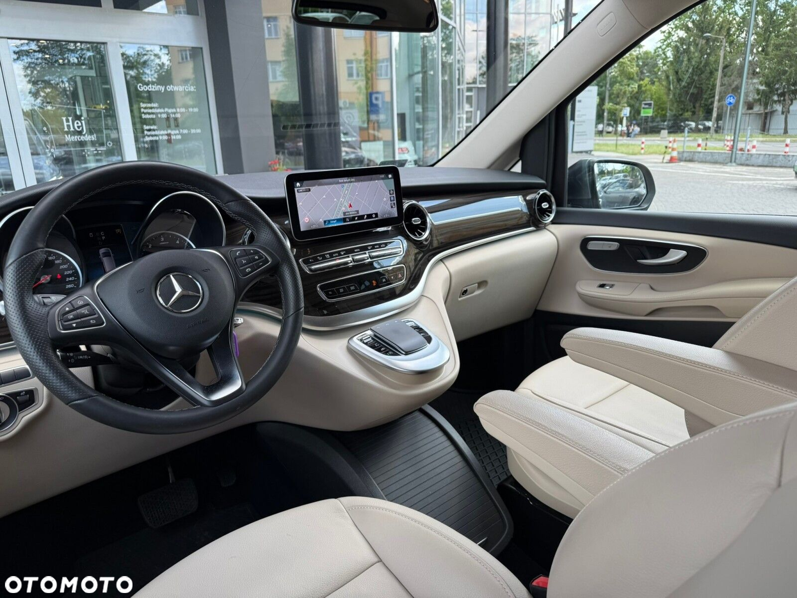 Mercedes-Benz Klasa V 300 d Avantgarde 9G-Tronic (ekstra d³) - 17