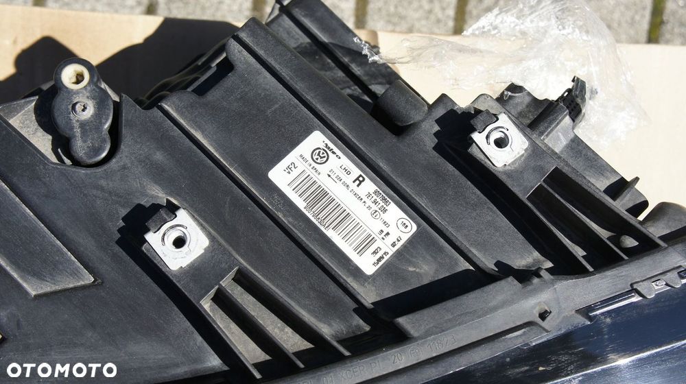 PRZEDNIA PRAWA LAMPA VW T6 7E1 FULL LED - 3