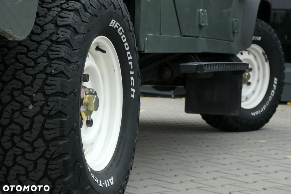 Land Rover Defender 110 2.4 TD4 E - 39