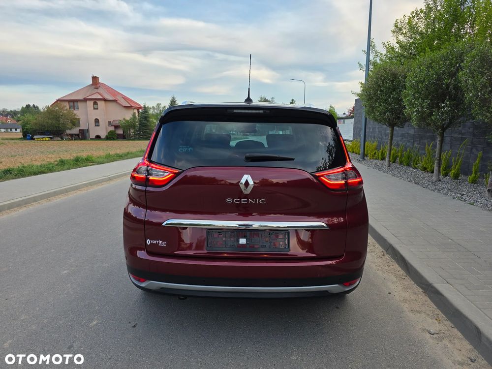 Renault Grand Scenic - 21