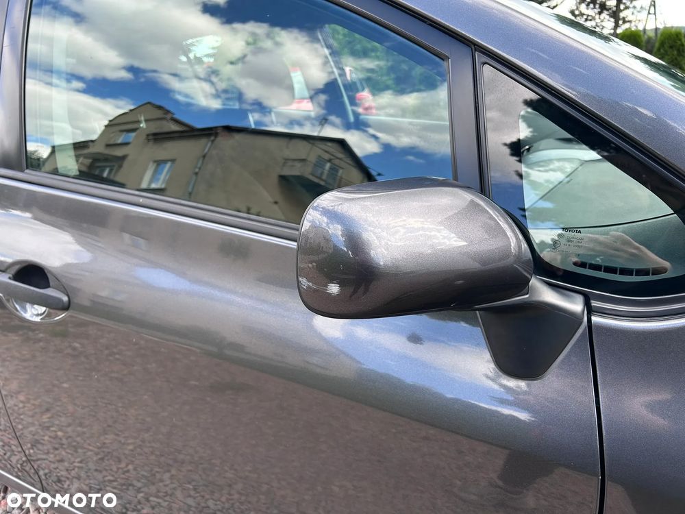 Toyota Auris 1.4 VVT-i Terra - 25