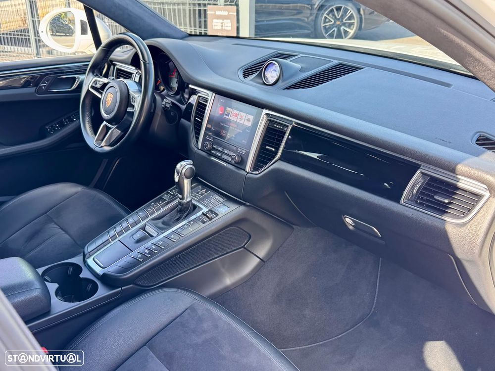 Porsche Macan S - 11