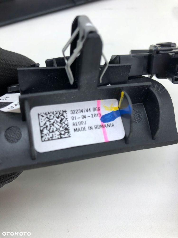 VOLVO XC40 LISTWY OZDOBNE DEKORY ANGLIK PODŚWIETLANE LED 31477775 32234745 - 14