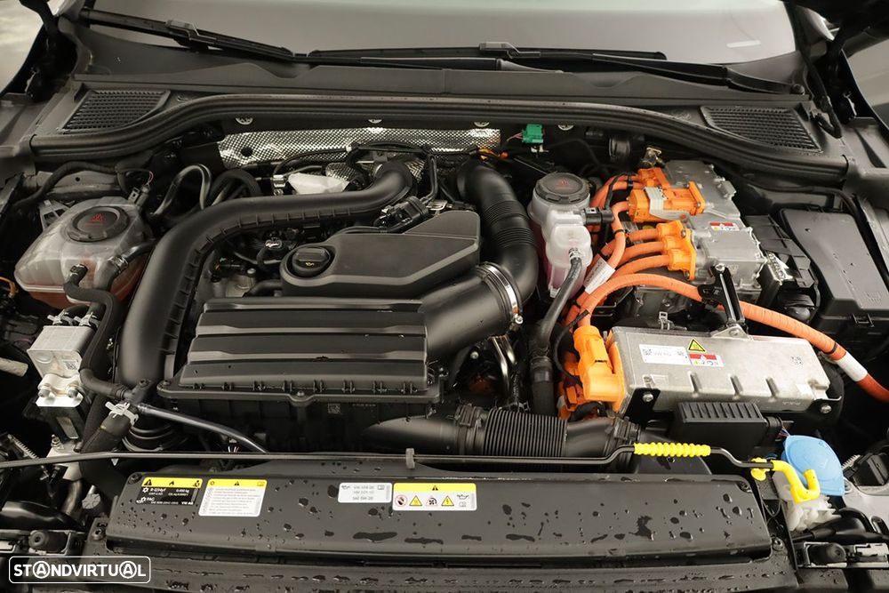 VW Golf 1.5 TSI e-Hybrid Life DSG - 26