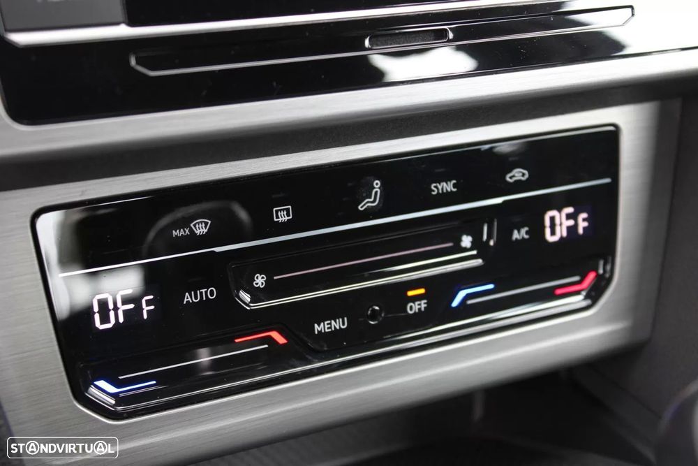 VW Passat 2.0 TDI Elegance - 28