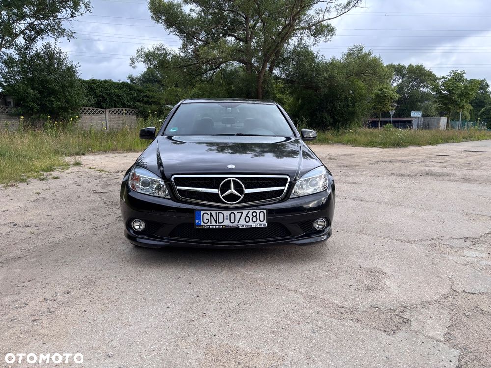 Mercedes-Benz Klasa C 320 CDI DPF 7G-TRONIC Avantgarde - 16
