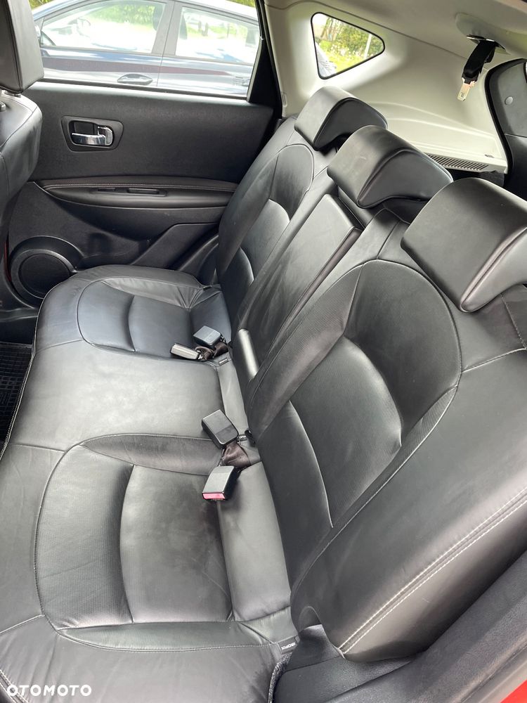 Nissan Qashqai 2.0 dCi 4x4 Tekna Premium - 11