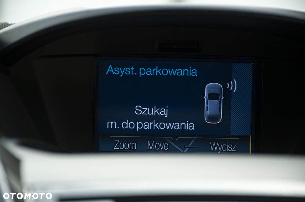 Ford Kuga 2.0 TDCi 2x4 Titanium - 30