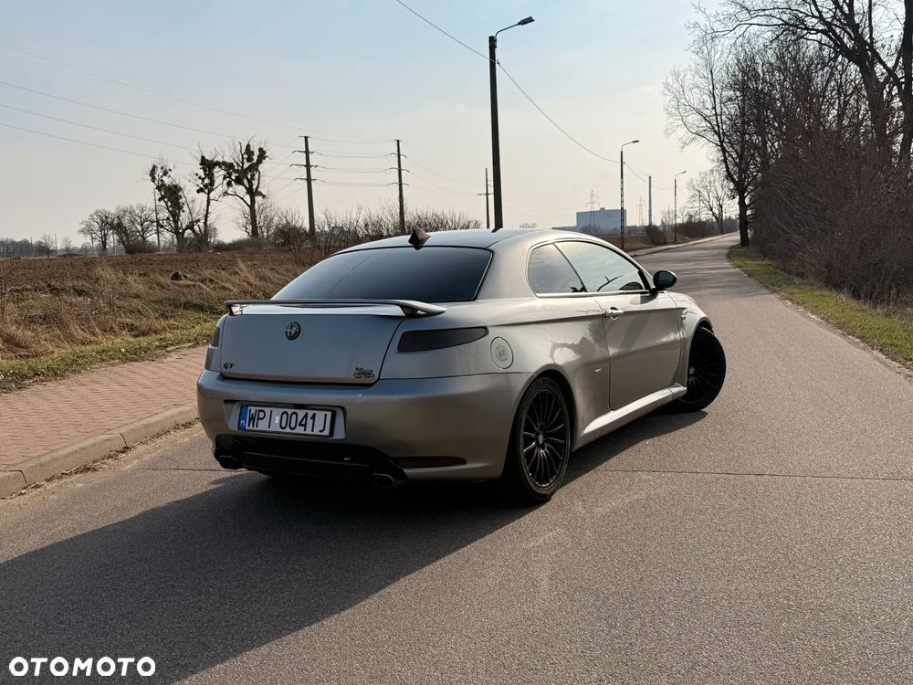 Alfa Romeo GT - 4