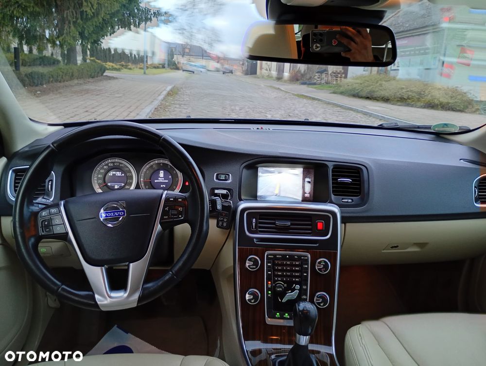 Volvo V60 T4 Edition - 30