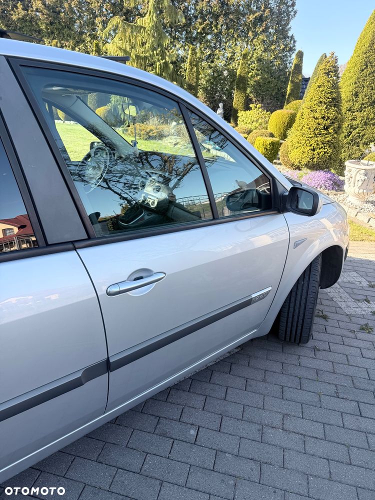 Renault Scenic 1.9 dCi Avantage - 29