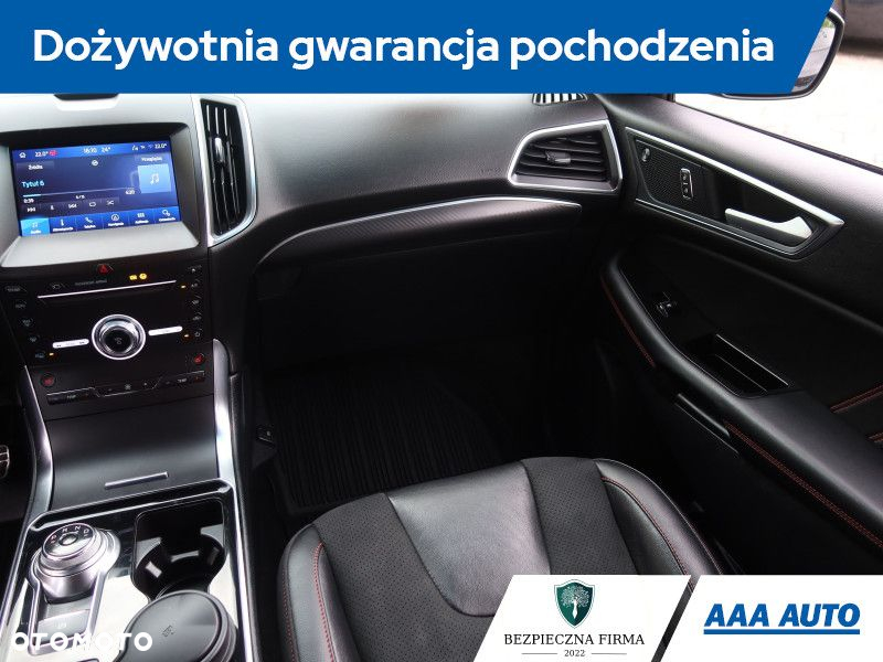 Ford Edge - 9