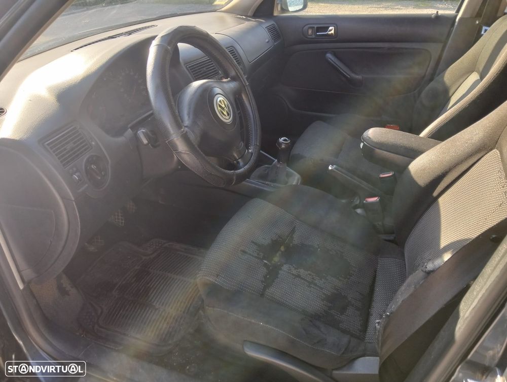 VW Golf 1.9 TDi Highline - 10