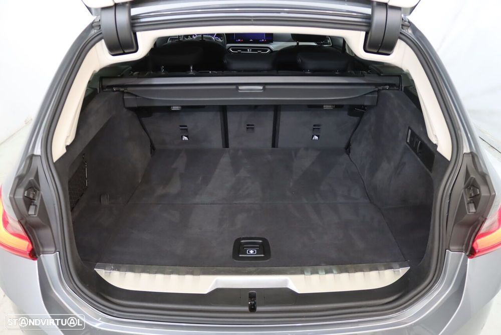 BMW 320 e Corporate Edition Auto - 40