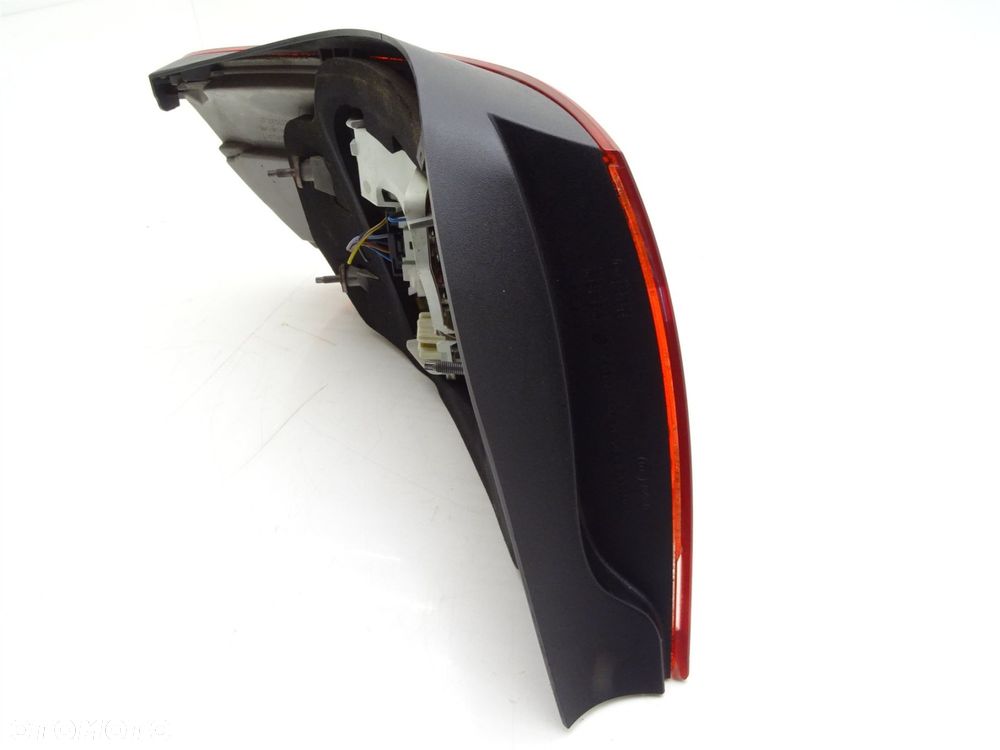 Lampa prawa prawy tył tylna 7162302 bmw e93 cabrio - 4