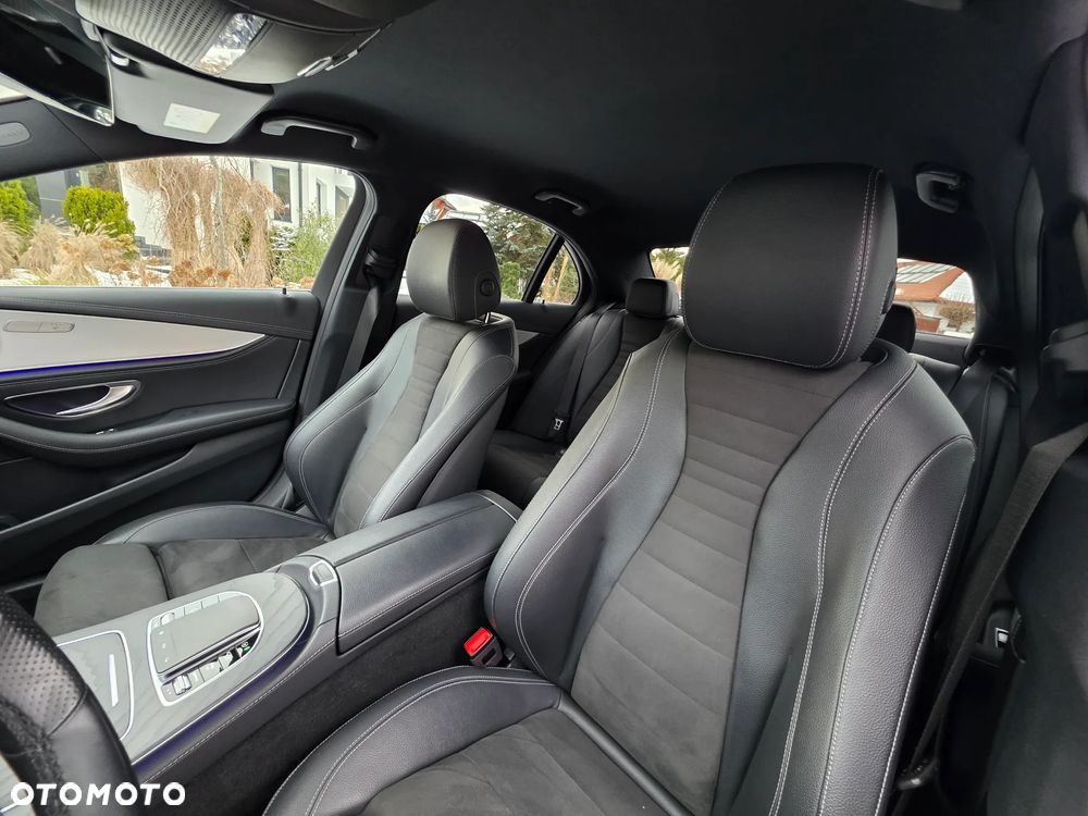 Mercedes-Benz Klasa E - 29