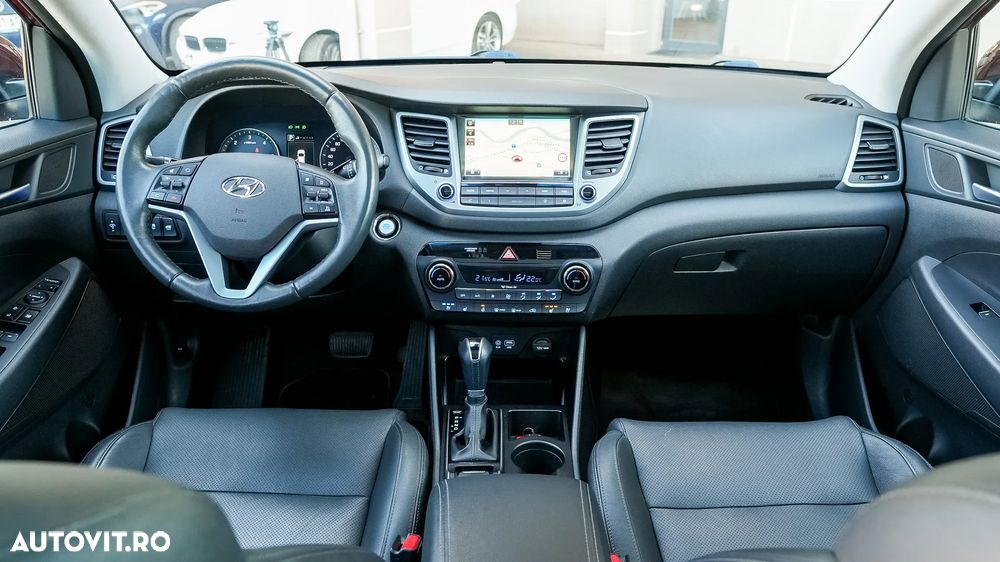 Hyundai Tucson 2.0 CRDI 4WD 6AT Luxury+ - 10