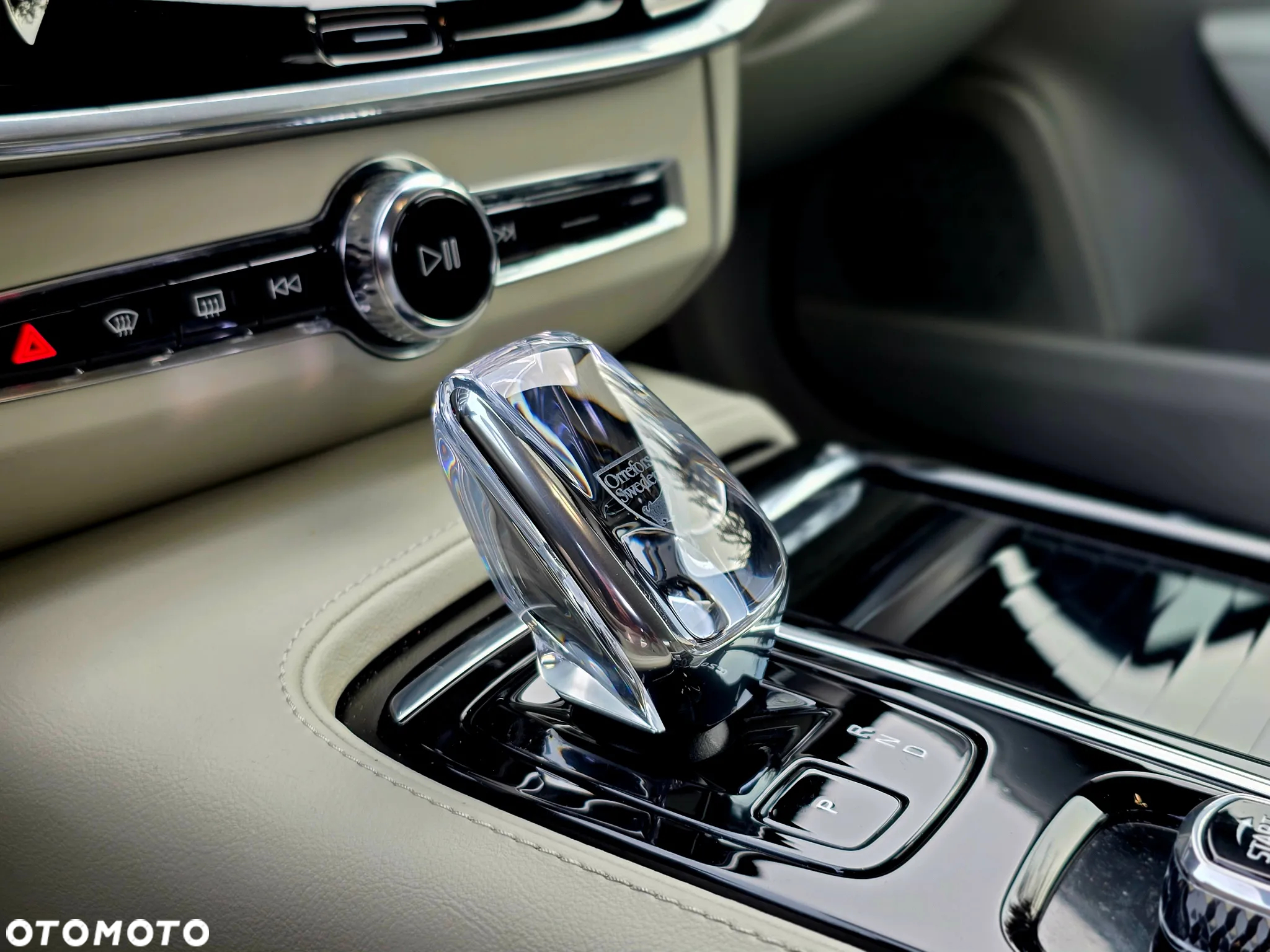 Volvo S90 S90L T8 Twin Engine AWD Geartronic Excellence - 13