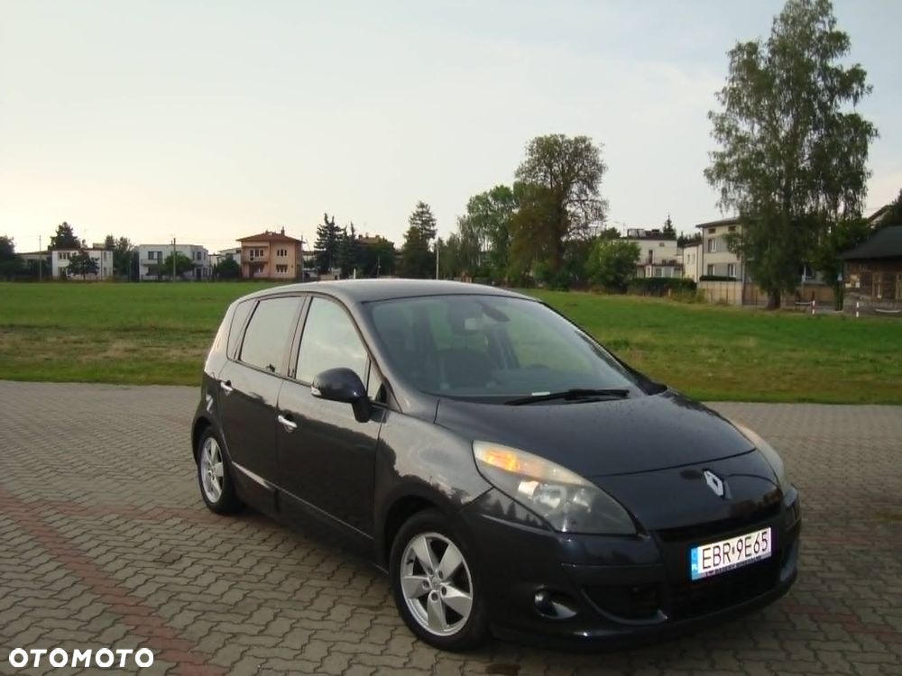 Renault Scenic 1.9 dCi Bose Edition - 1
