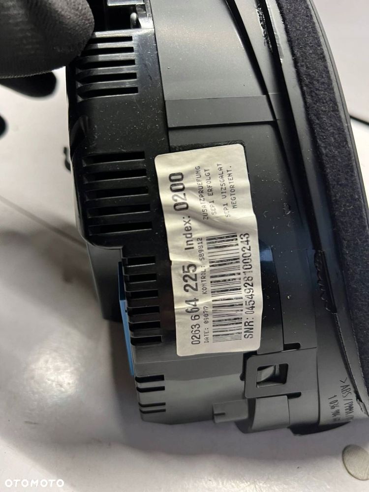 8E0 920 932 A Licznik 2.0 TFSI Audi A4 S4 B7 8E 8H - 2