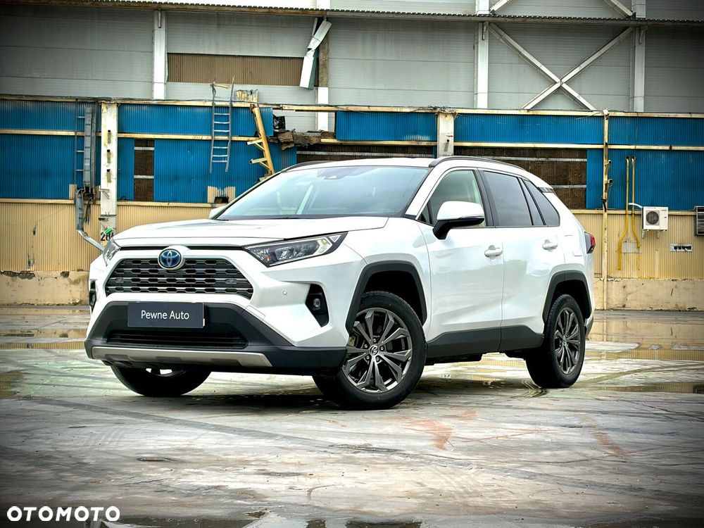 Toyota RAV4 - 1