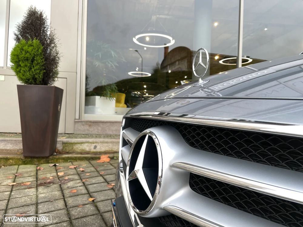 Mercedes-Benz E 300 Bluetec Hybrid Avantgarde - 5