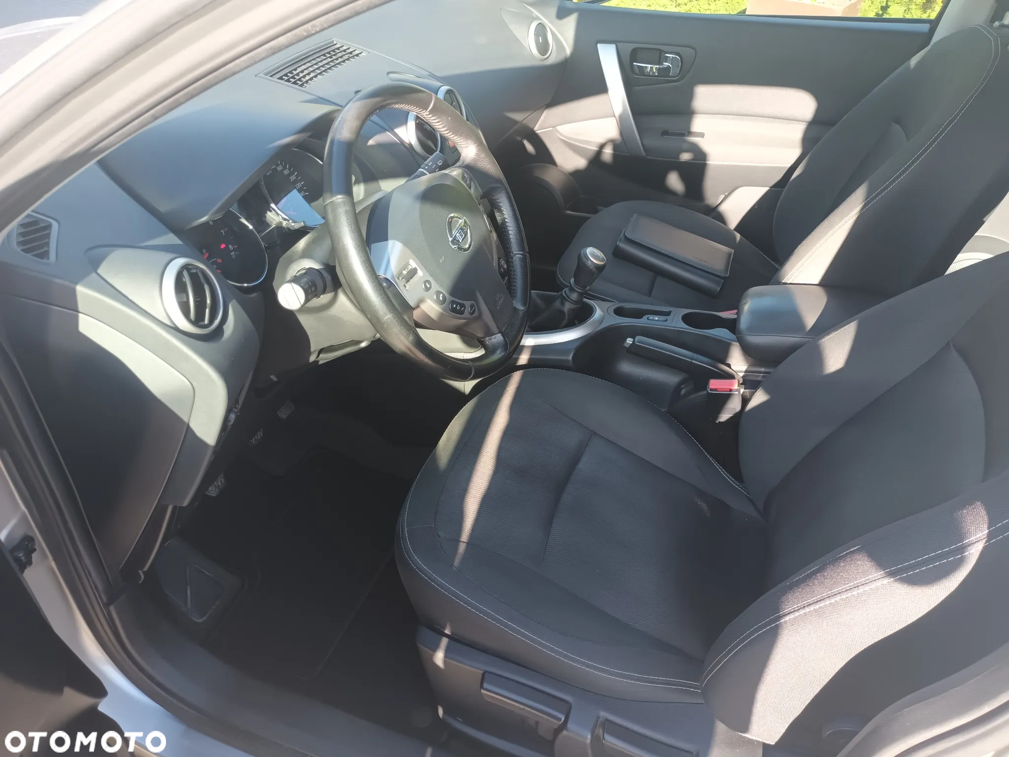 Nissan Qashqai - 10