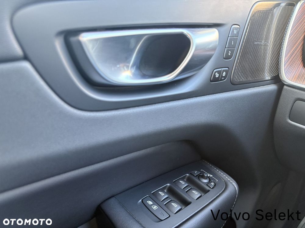 Volvo XC 60 - 19