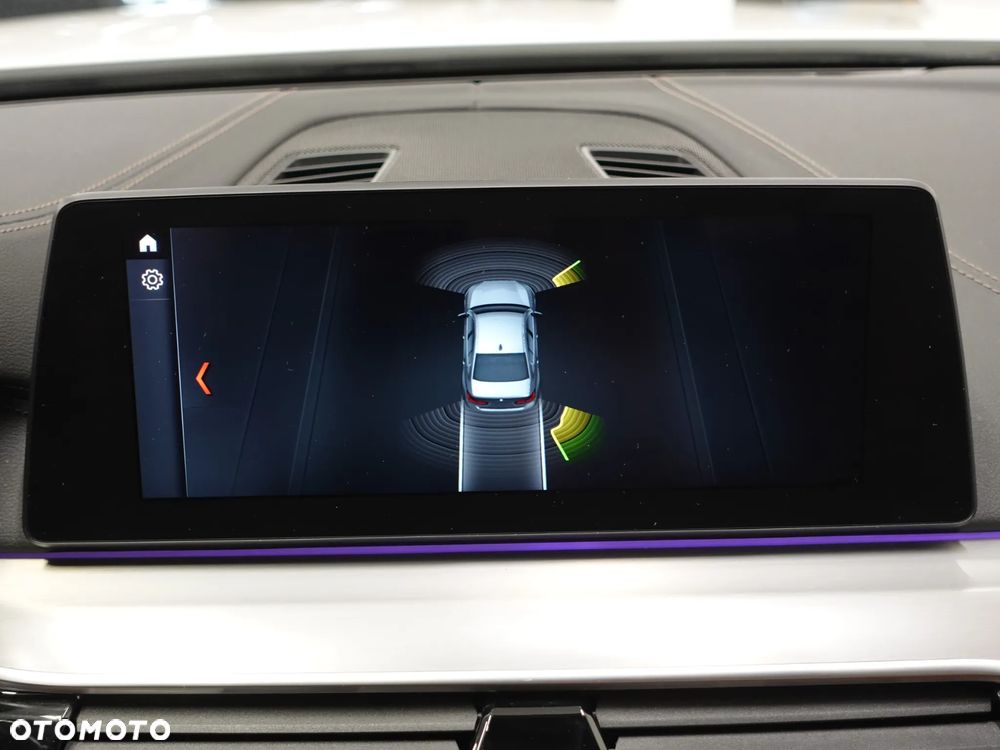 BMW Seria 5 520d xDrive Luxury Line - 32