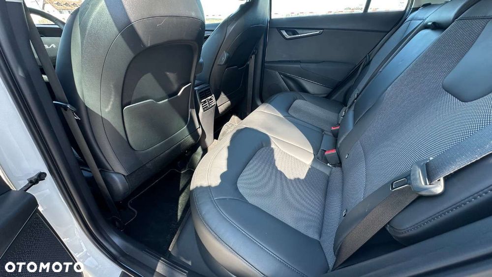 Kia Niro 1.6 GDI Plug-in Hybrid XL - 29