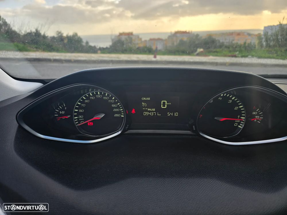 Peugeot 308 PureTech 130 Stop & Start Active - 13