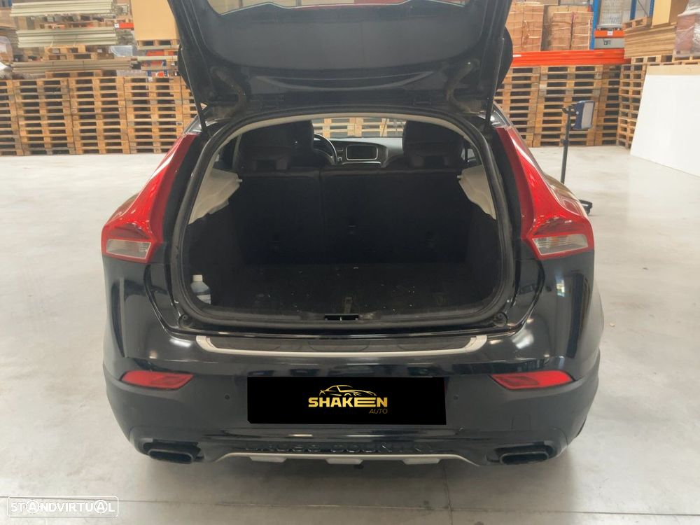 Volvo V40 Cross Country D2 Summum - 11