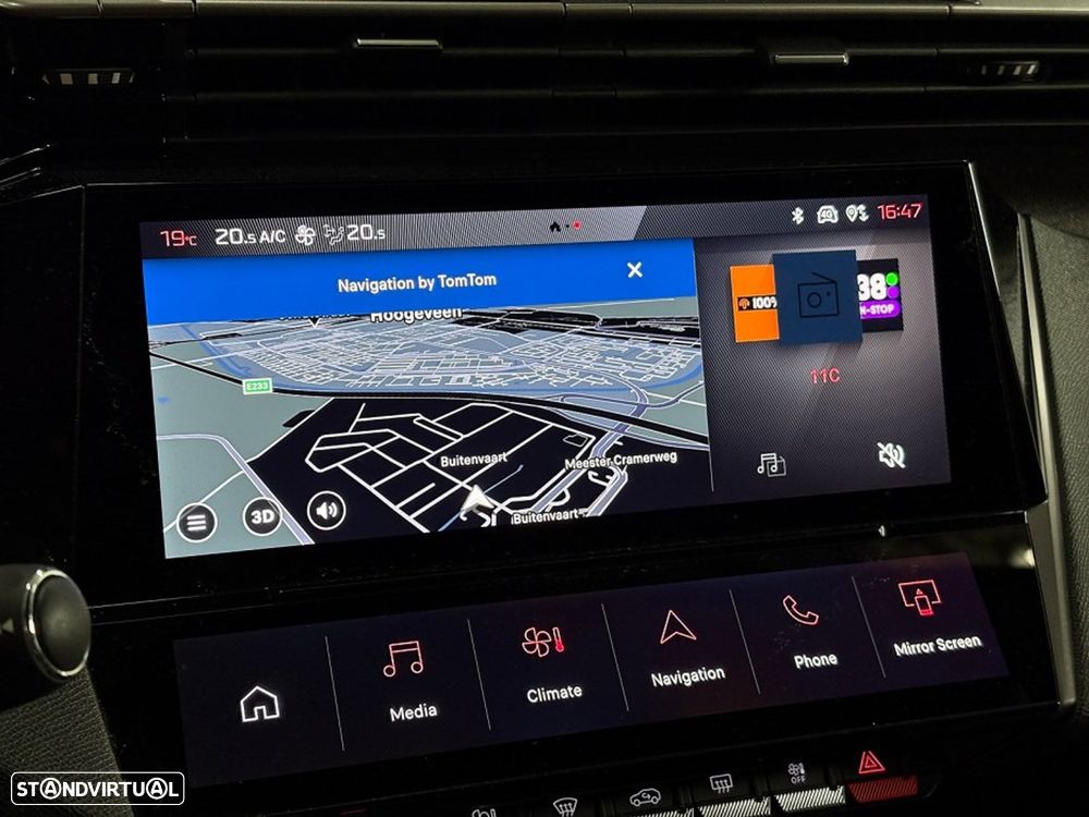 Peugeot 408 1.2 Hybrid Allure e-DCS6 - 18