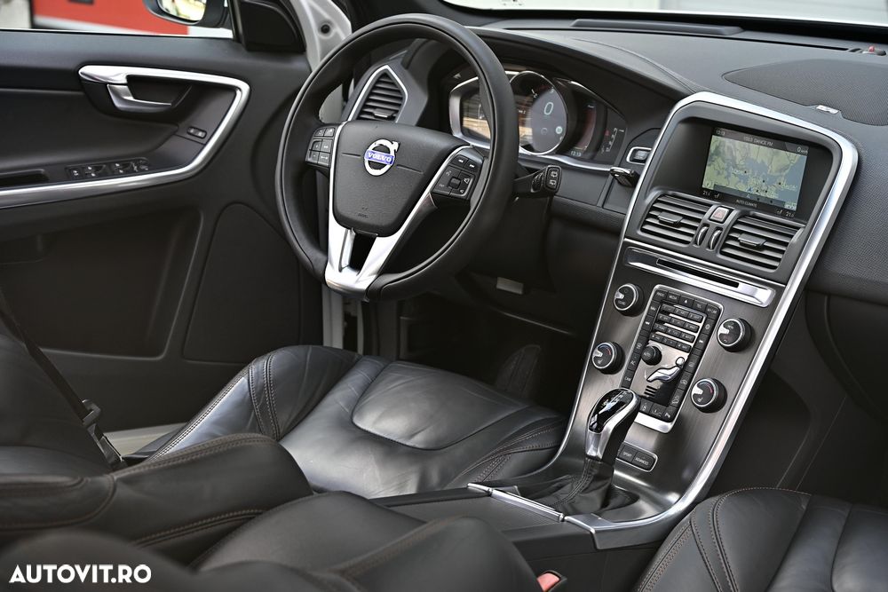 VOLVO XC60 2014 — imagine 8
