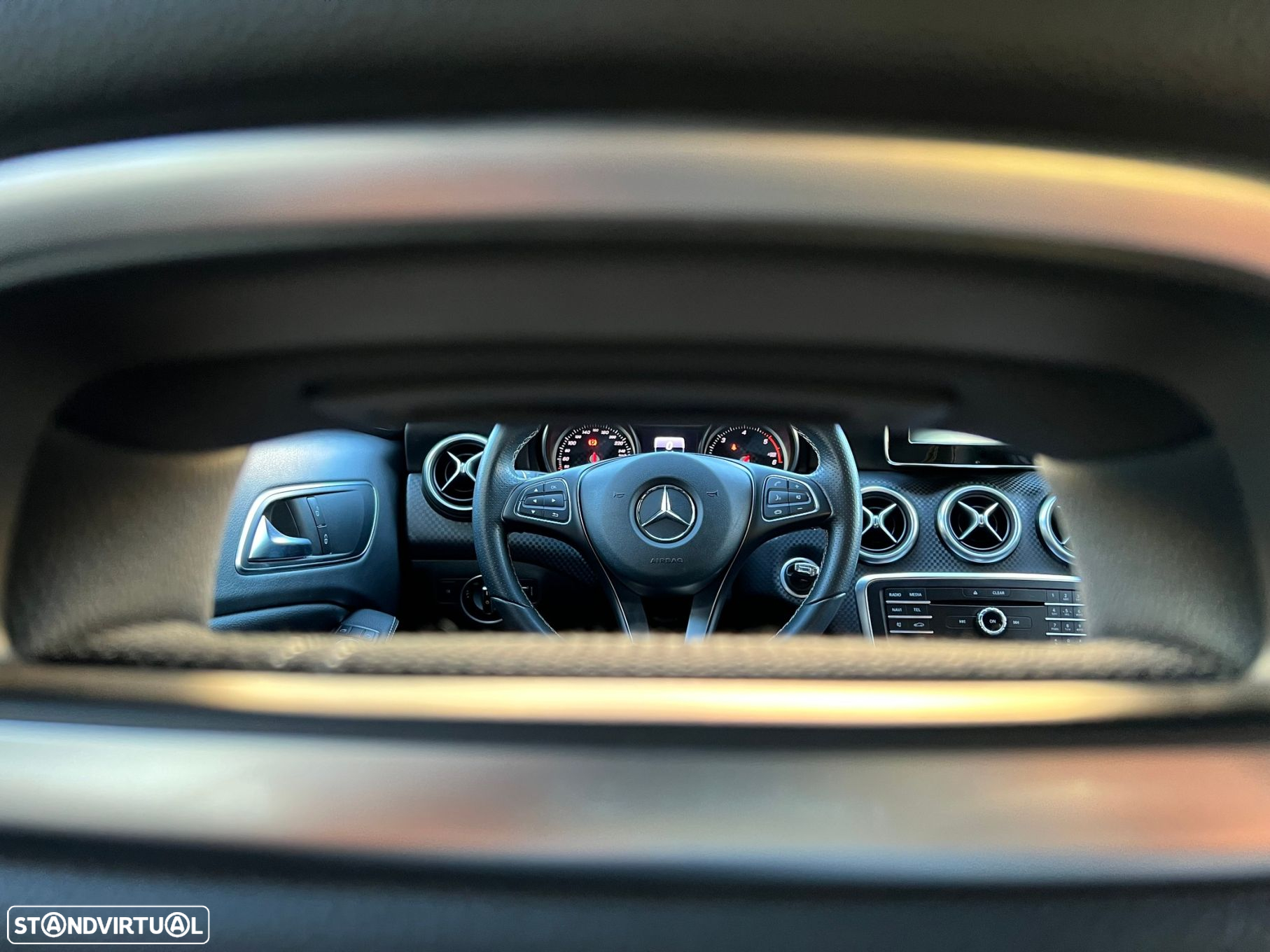Mercedes-Benz A 180 d Urban - 16