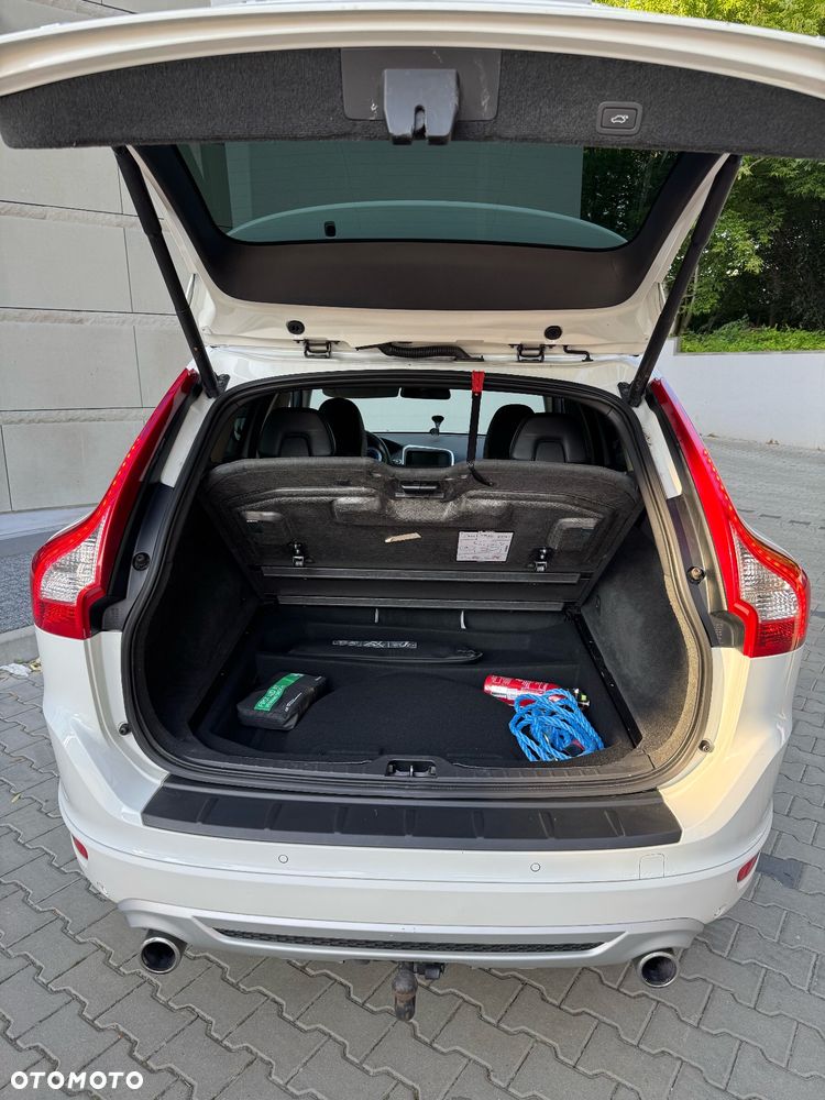 Volvo XC 60 D3 R-Design Kinetic - 31