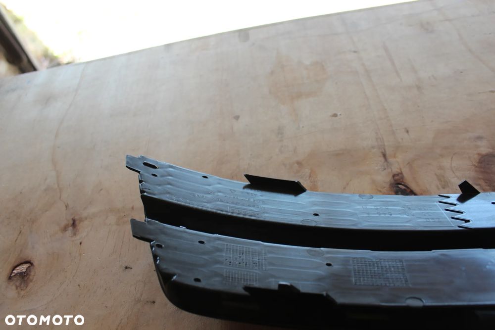 KRATKA ZDERZAKA PRAWA AUDI A7 C7 LIFT S LINE 4G8807682K 2015 - 12