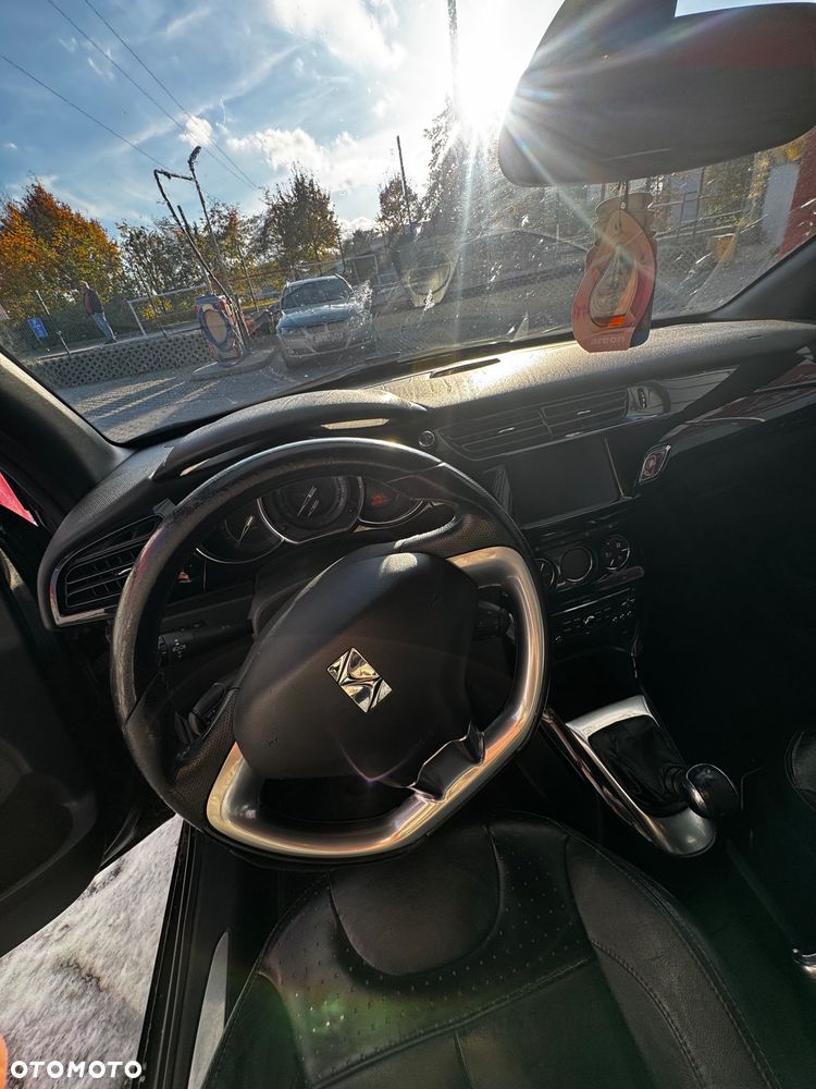 Citroën DS3 1.6 HDi SportChic - 13