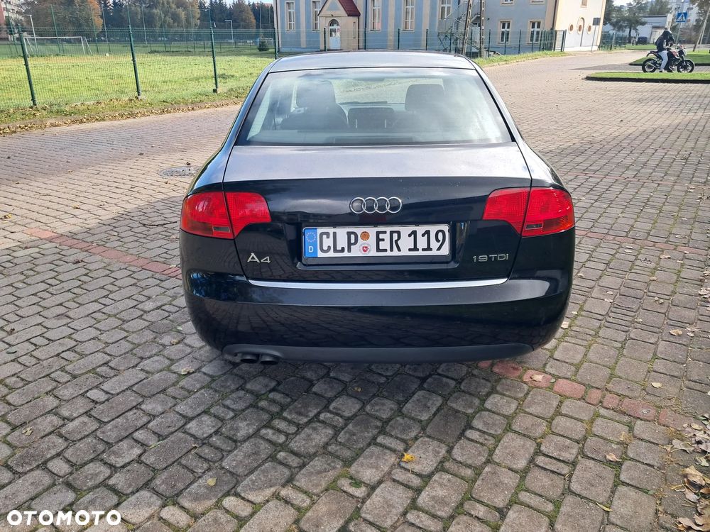 Audi A4 - 8