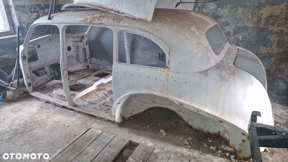 Cadillac Fleetwood - 4