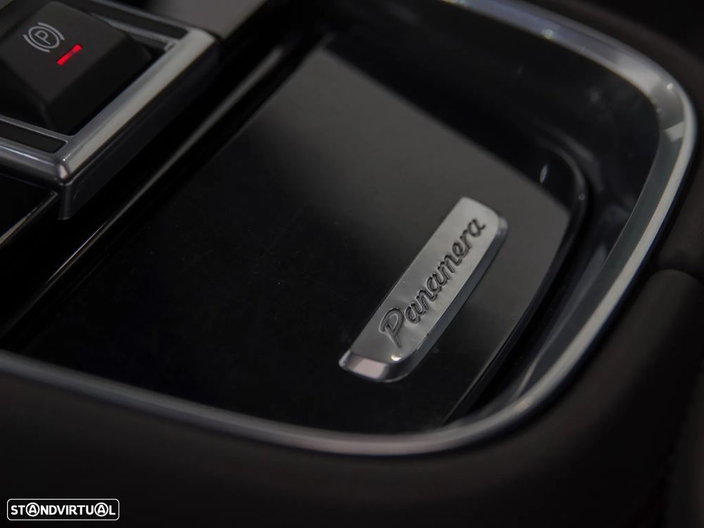 Porsche Panamera GTS - 35